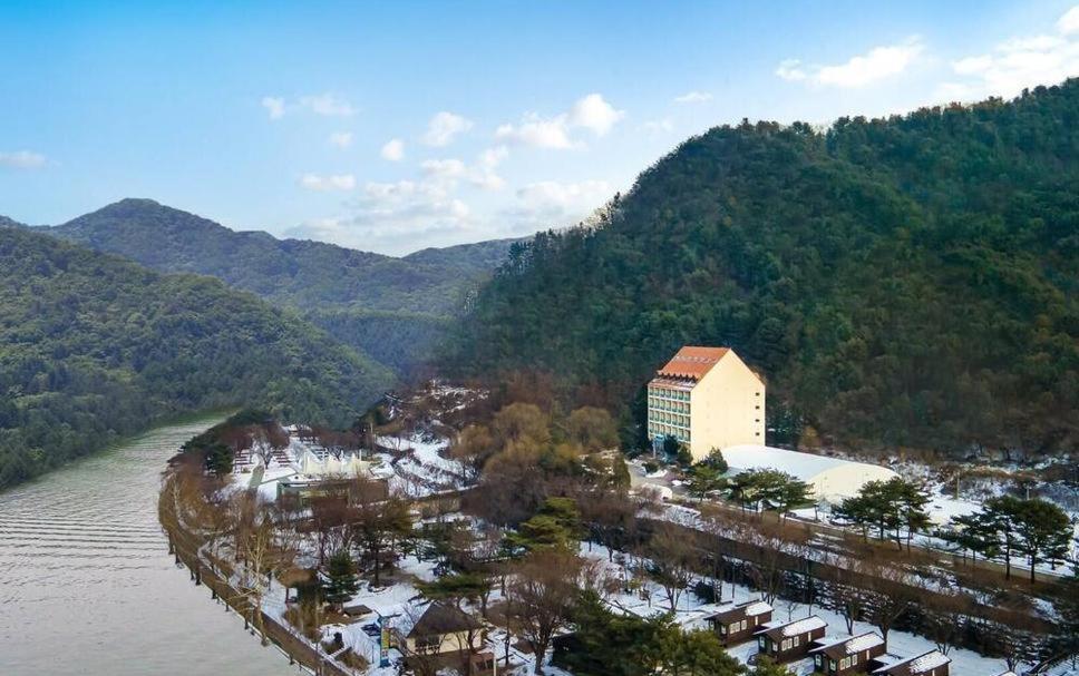 Cheongpyeong Family Hotel Gapyeong Exterior photo